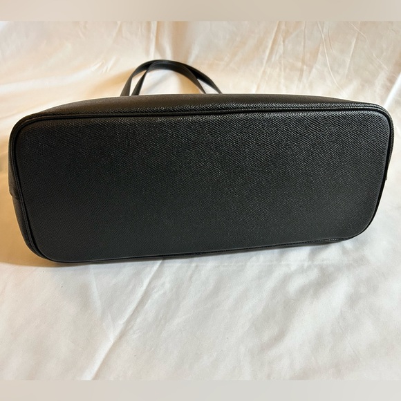 Coach Black Gallery Tote - Picture 6 of 14